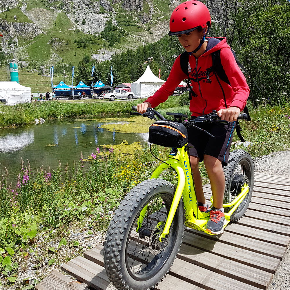 trottinette electrique tout terrain enfant