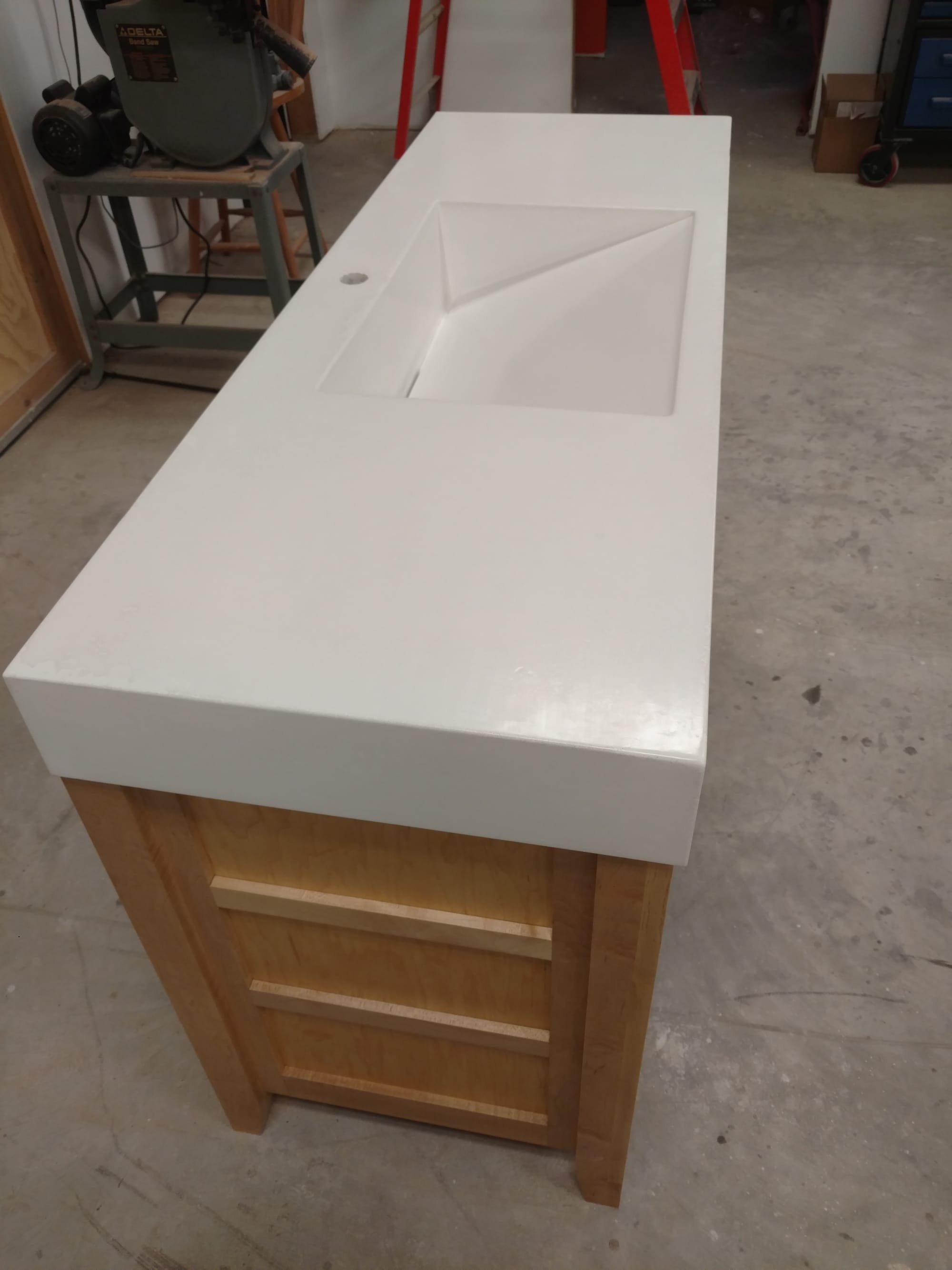 Concrete Countertops Forged Of Wood And Stone