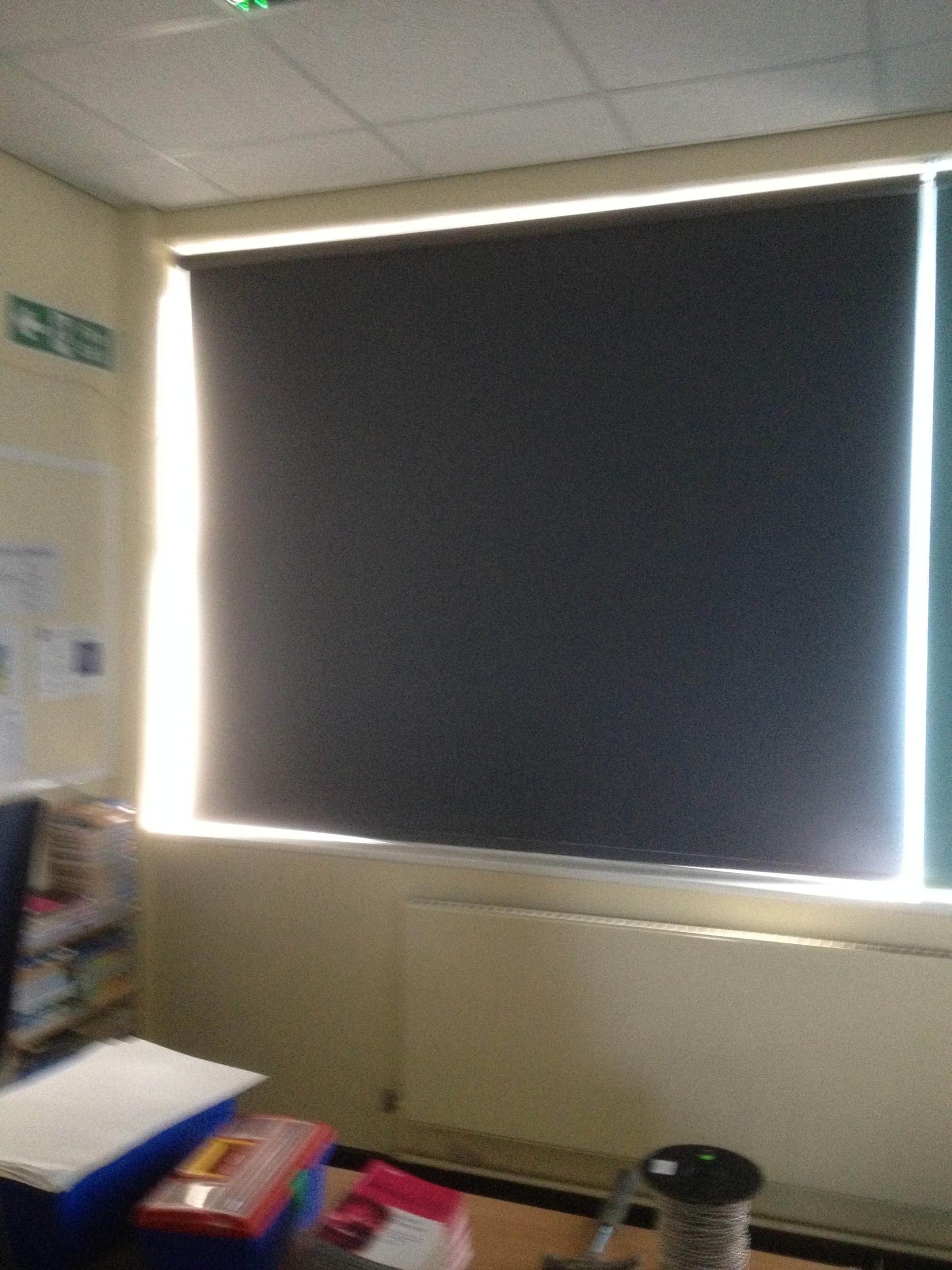  Glare blinds