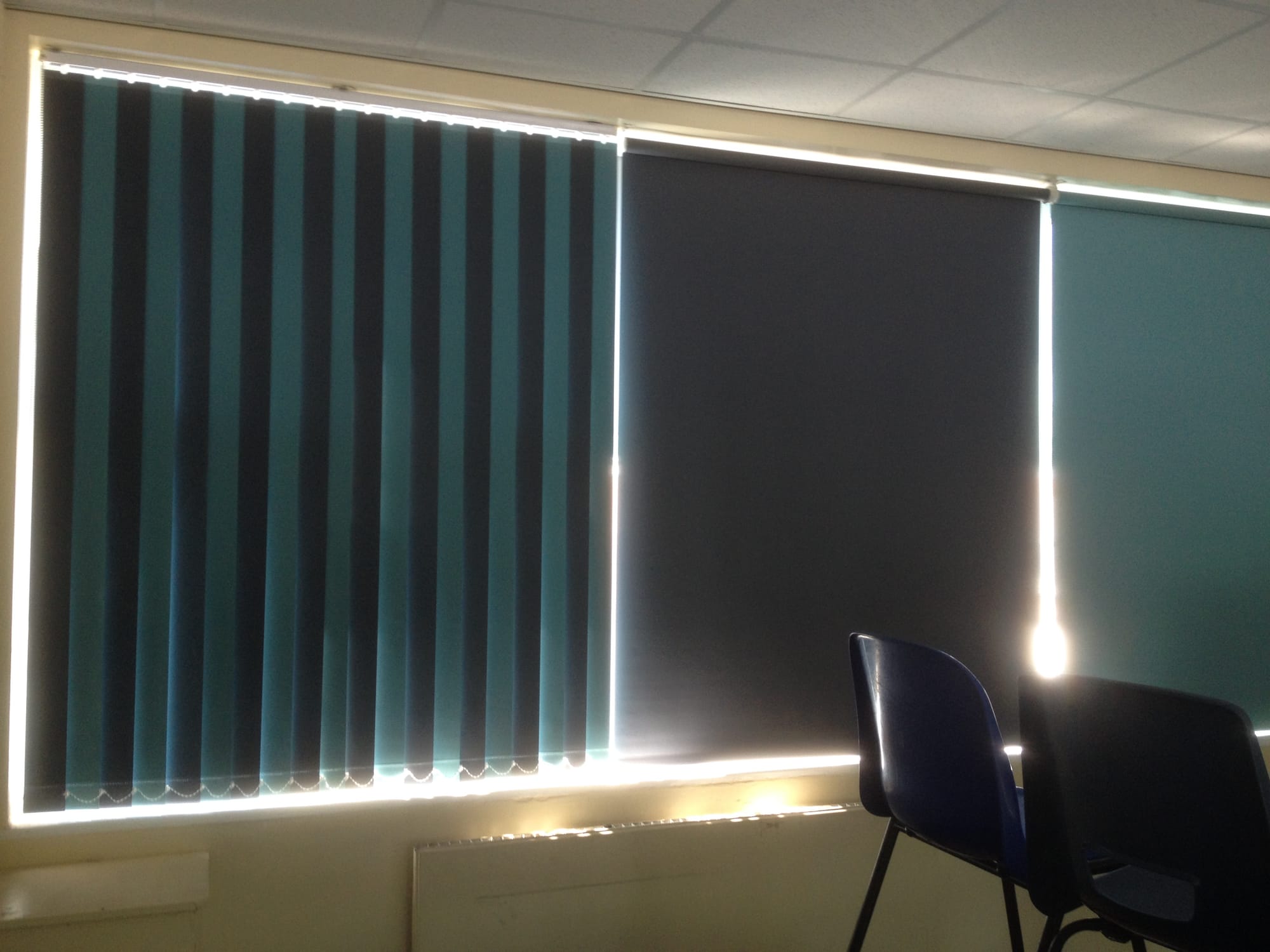  Glare blinds
