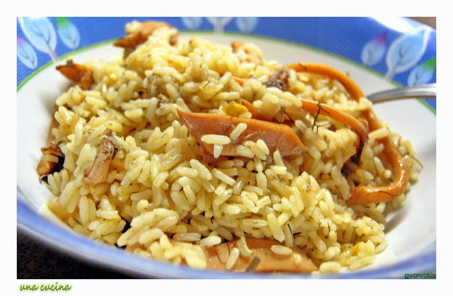 Σουπιές κρασάτες με Σκόρδο αφυδατωμένο σε σκόνη Ινδιών