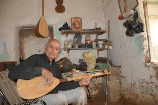 ربما تحتوي الصورة على: شخص واحد