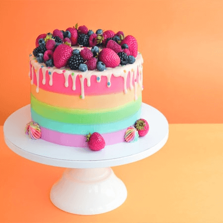 Bánh sinh nhật cầu vồng đầy màu sắc