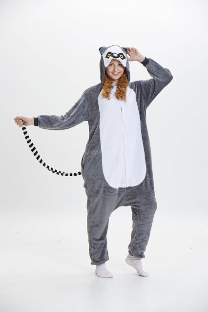 Collection of cute and warm flannel pajamas for ladies in winter