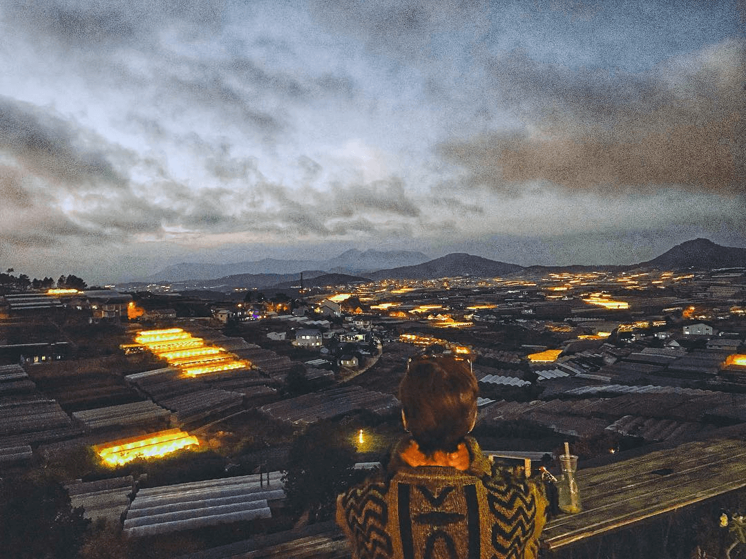 Quan-cafe-ngam-da-lat-ve-dem-24