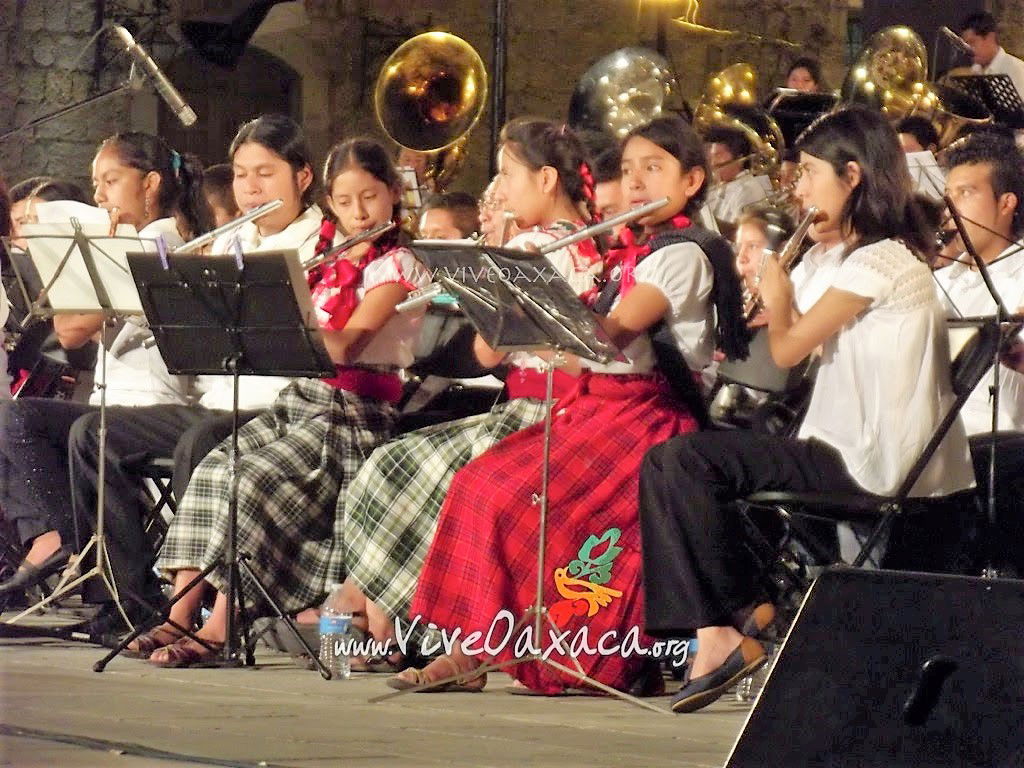 LAS BELLAS ARTES EL AULA DE MÚSICA LAS BELLAS ARTES EL AULA DE MÚSICA