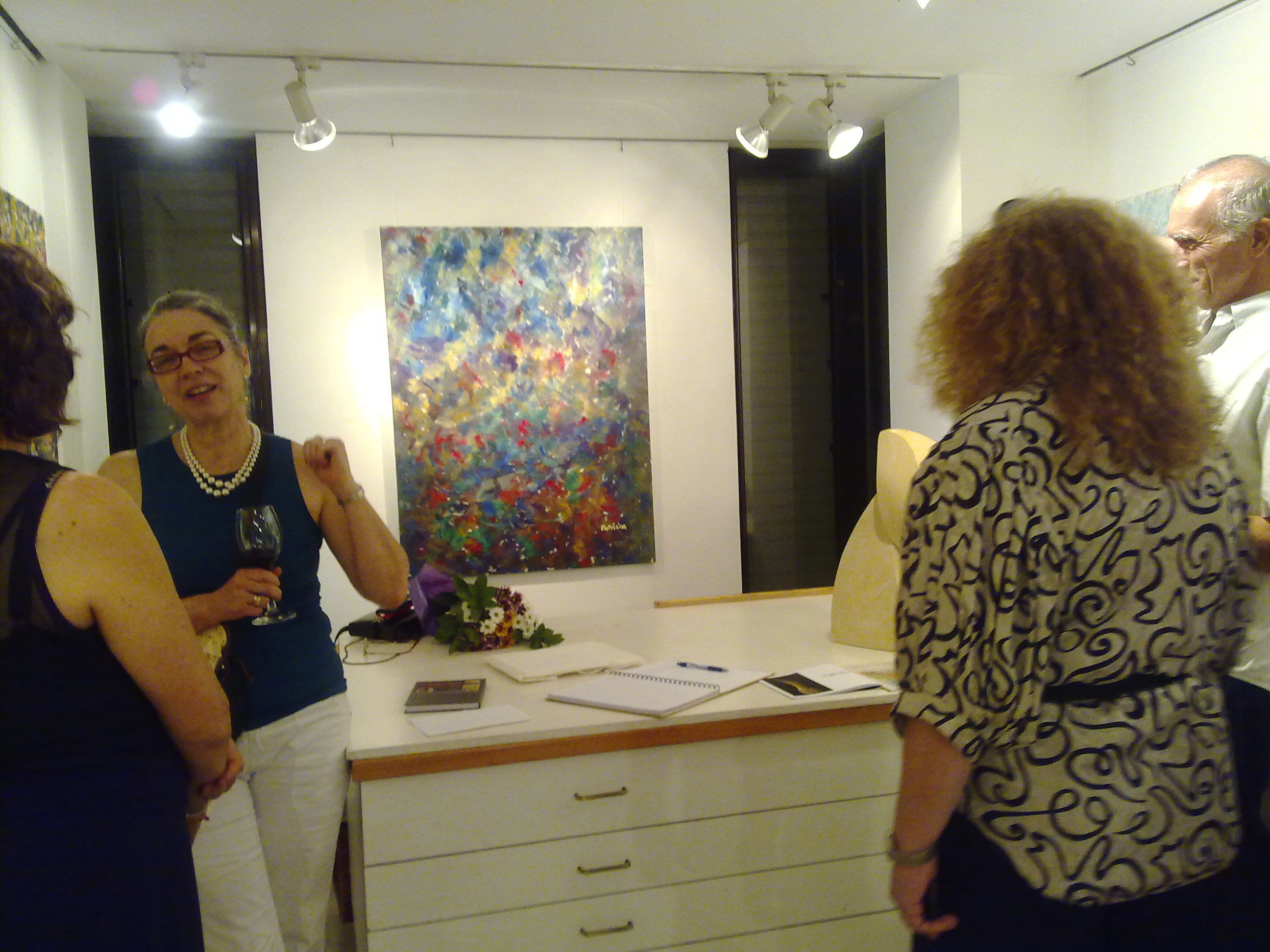 גלריית אפרט תל אביב