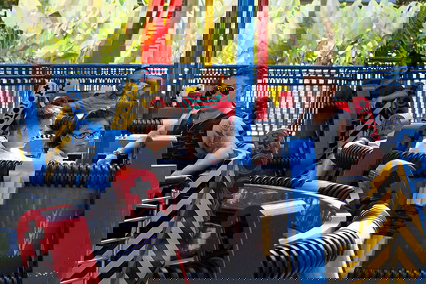 充实的校内课外与户外活动