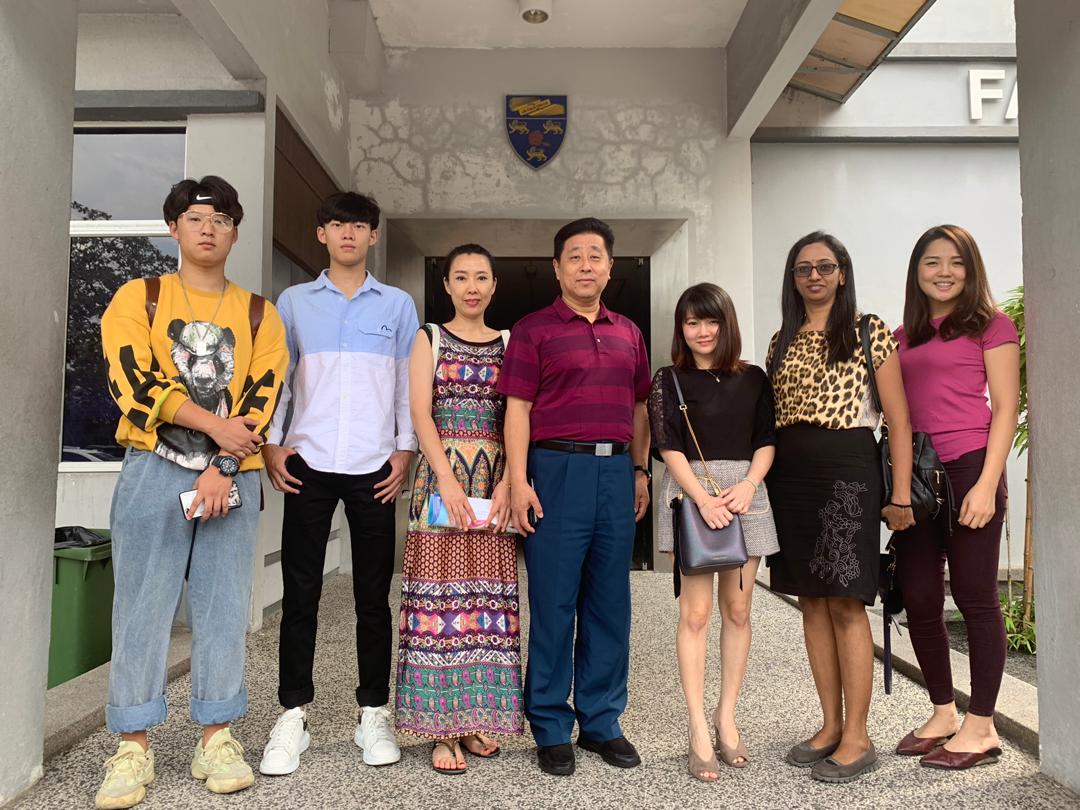 Leading China 辽宁技术学院 Courtesy Call University of Malaya